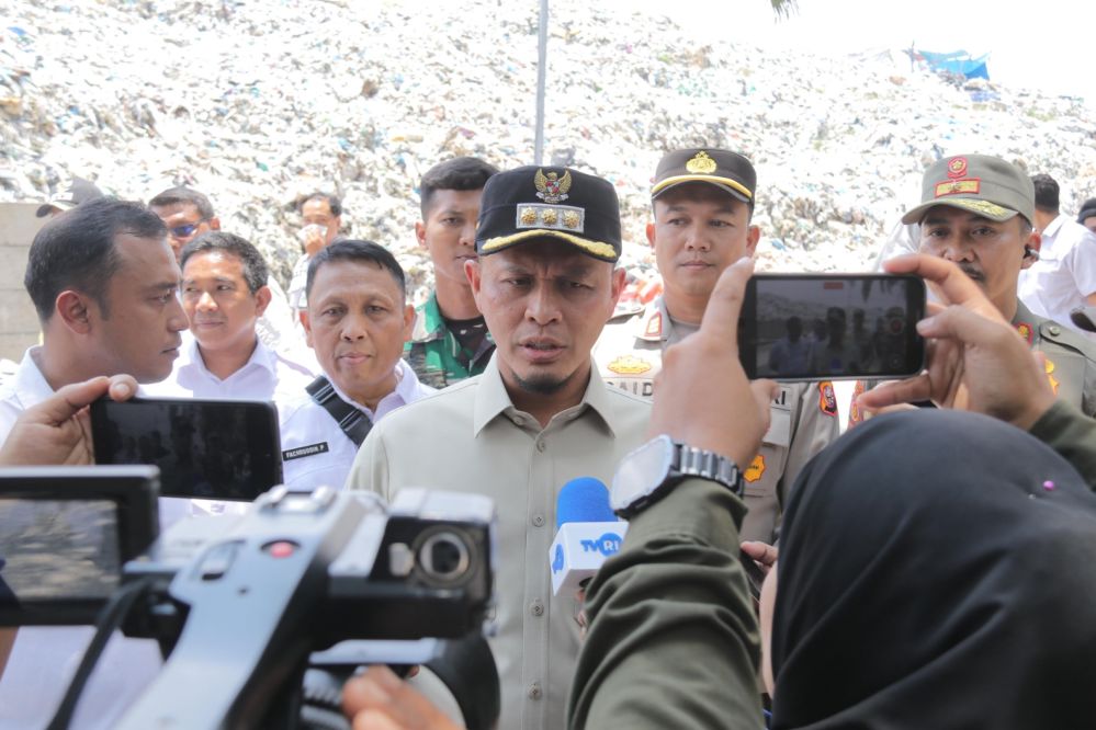 Lapor Sampah Dapat Voucher Belanja, Komitmen Wako Pekanbaru Wujudkan Visi Green City  