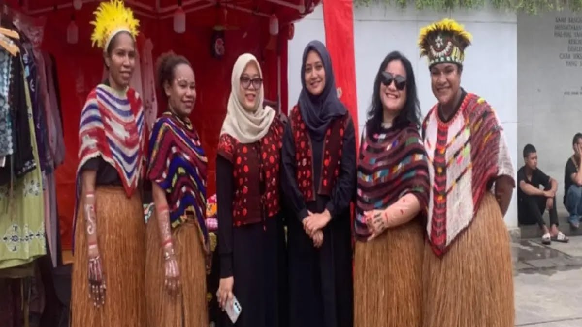 Batik Serunai Curi Perhatian di Jakarta, Angkat Pesona Kampar Lewat Fashion Modern