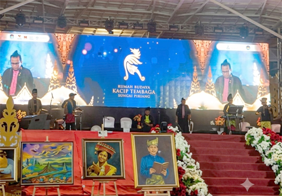 Rumah Budaya Kacip Tembaga Memukau Batam Lewat Musikalisasi dan Teatrikal Syair Datuk Laksamana