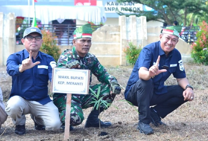 1.200 Mangrove Ditanam di Tanah Merah, Wabup Muzamil: Negara Harus Hadir di Perbatasan