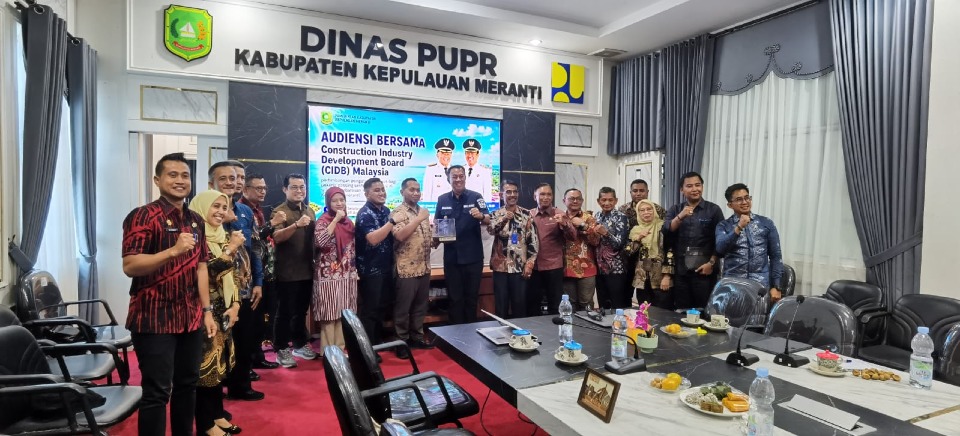 Pemkab Meranti dan CIDB Malaysia Bahas Peluang Kerja Legal bagi PMI Konstruksi