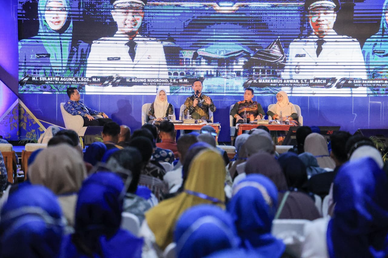 Pemko Pekanbaru Sosialisasikan Perda ke 15 Kecamatan, Warga Diminta Pahami Hak dan Kewajiban