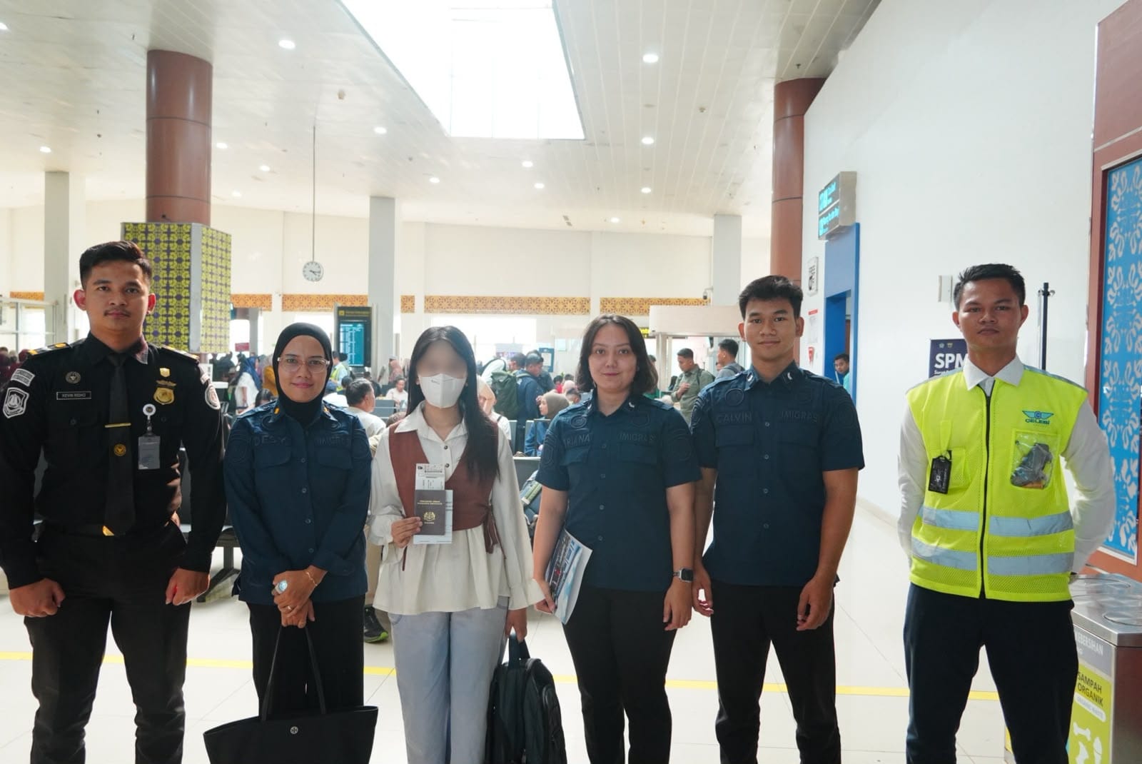 Melanggar Aturan Keimigrasian, Perempuan Asal Malaysia Dideportasi dari Pekanbaru