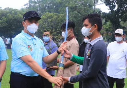 Wawako Markarius Apresiasi Pemuda Lestari, Gotong Royong Digelar Serentak di 15 Kecamatan