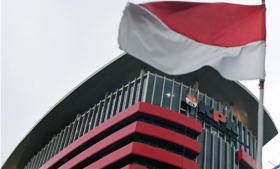 Sempat Menghilang, Bupati dan Sekda Kuansing Datangi KPK untuk Jalani Pemeriksaan