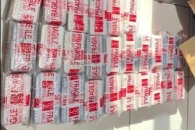 Selundupkan 652 iPhone Ilegal via Pelabuhan Bengkalis, Modus "Barang Tak Bertuan" Digagalkan Bea Cukai