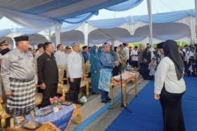 Dukung Kinerja RT dan RW, Wali Kota Agung Nugroho Siapkan Program Retret dan Seragam Baru