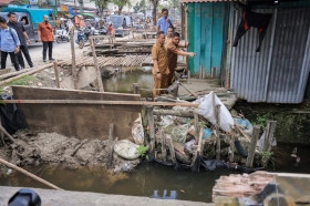 Atasi Banjir, Wali Kota Pekanbaru Dorong Percepatan Pembangunan Drainase di Jalan Paus