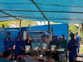 Ditpolairud Polda Riau Gelar Program JALUR di Indragiri Hilir, Salurkan Sembako dan Layanan Kesehatan Gratis