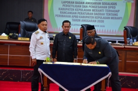 Delapan Fraksi DPRD Meranti Soroti Defisit hingga Risiko Tunda Bayar RAPBD 2026