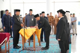 Lantik 90 Pejabat, Wabup Siak Syamsurizal Tegaskan Tak Ada Ruang bagi Birokrasi yang Lamban