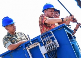 Pemko Pekanbaru Tertibkan Kabel Fiber Optik, Empat Ruas Jalan Jadi Prioritas