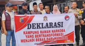Polisi Bersama Tokoh Masyarakat Deklarasikan Lingkungan Bersih Narkoba