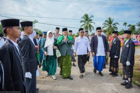 Asmar Dorong Santri Kuasai Teknologi dan Jaga Akhlak